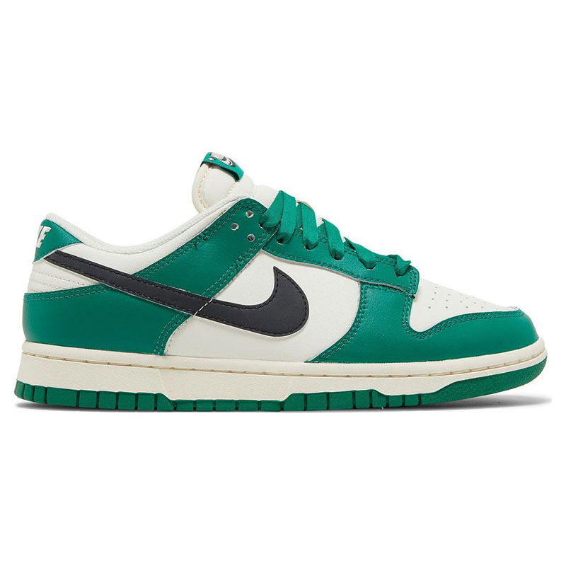 DUNK LOW SE 