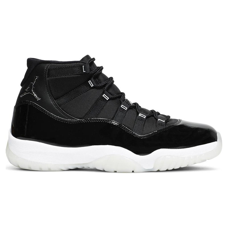 AIR JORDAN 11 RETRO 