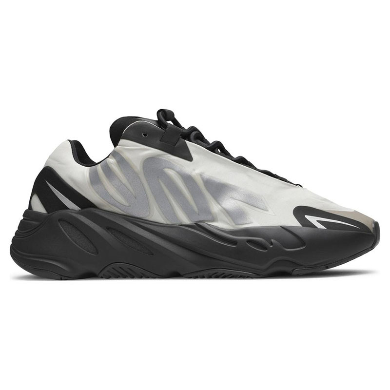 YEEZY BOOST 700 MNVN 
