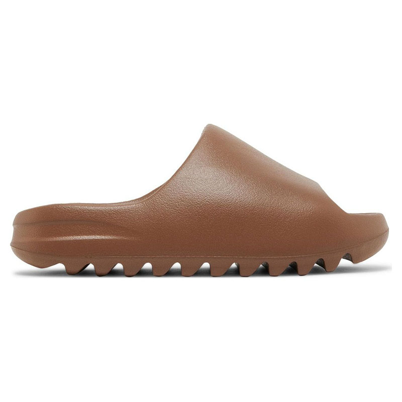 YEEZY SLIDES