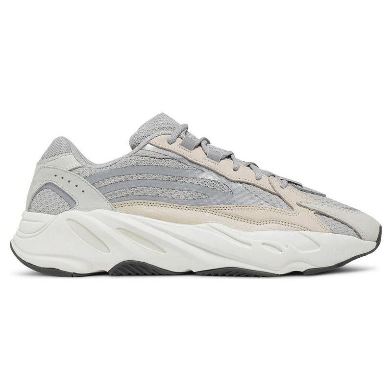 YEEZY BOOST 700 V2 