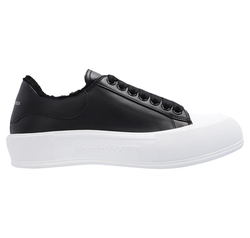 Alexander McQueen Wmns Deck Lace-Up Plimsoll 'Black White Shearling'