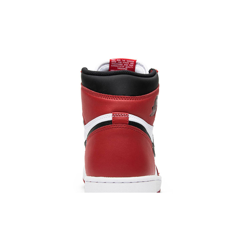 AIR JORDAN 1 RETRO HIGH OG 'CHICAGO'