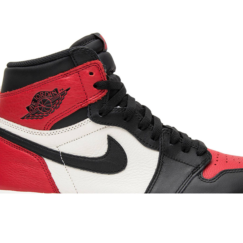 AIR JORDAN 1 RETRO HIGH OG "BRED TOE"