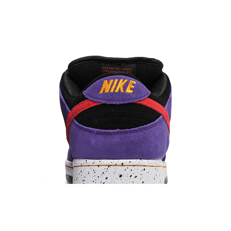 DUNK LOW PRO SB 