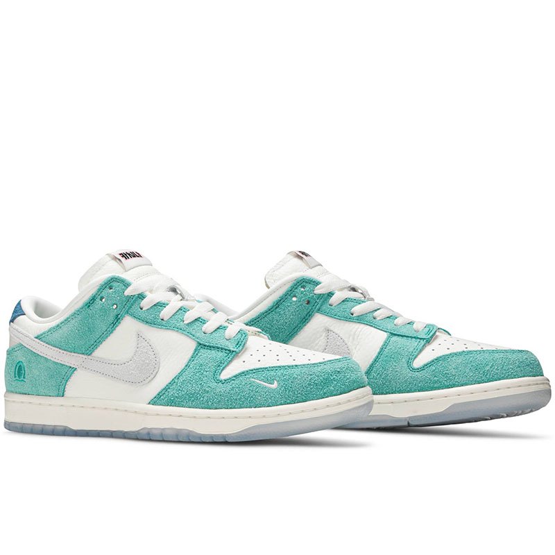 KASINA X DUNK LOW