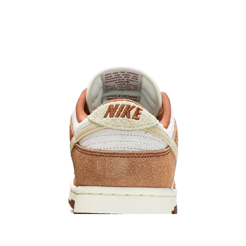 DUNK LOW PREMIUM 