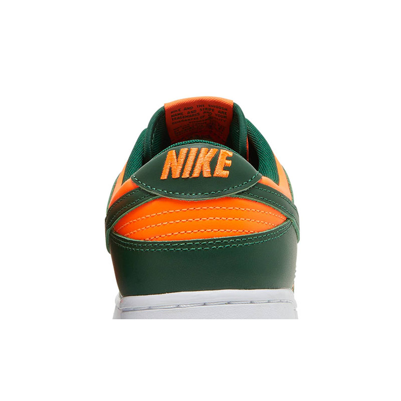 DUNK LOW 