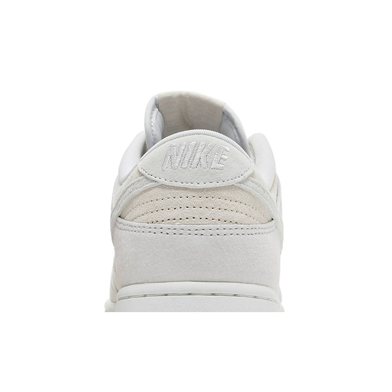 DUNK LOW PREMIUM