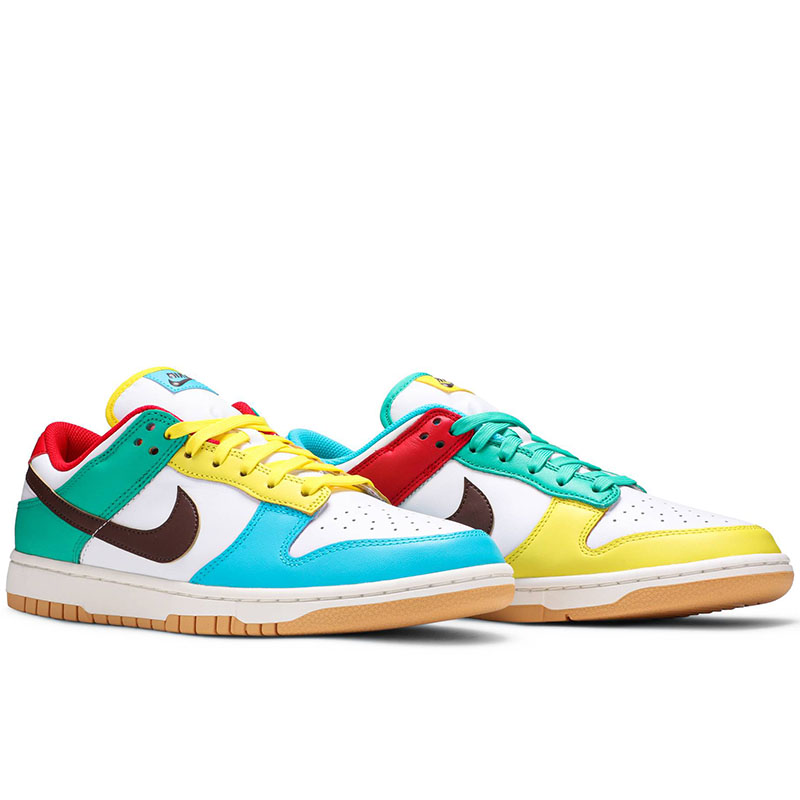 DUNK LOW SE 