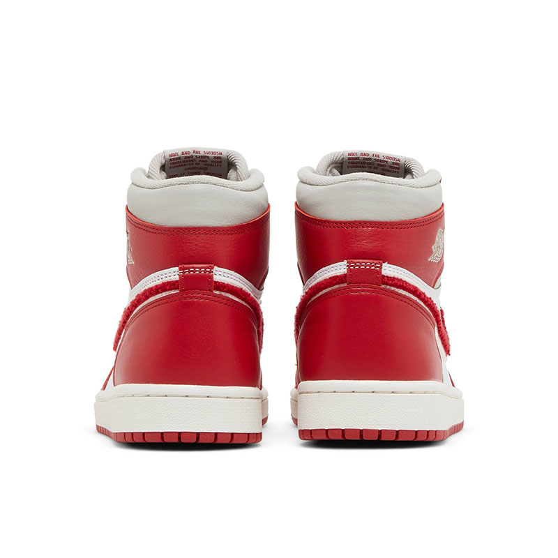 AIR JORDAN 1 HIGH OG 
