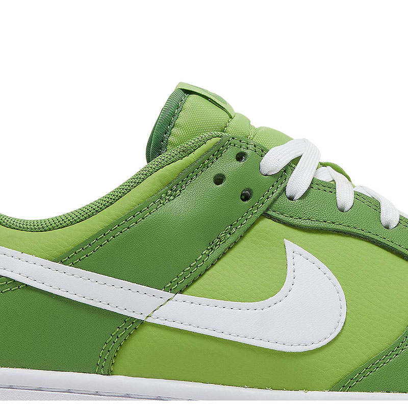 Dunk Low 'Chlorophyll'