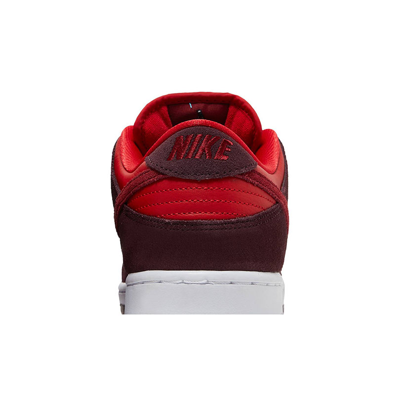 DUNK LOW PRO SB 