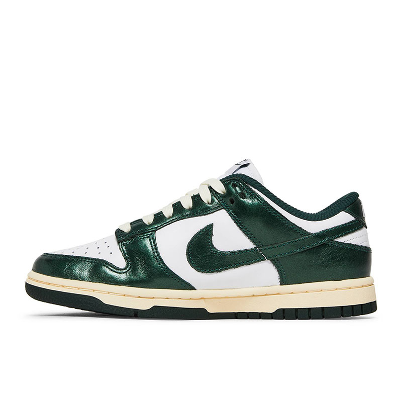 DUNK LOW 