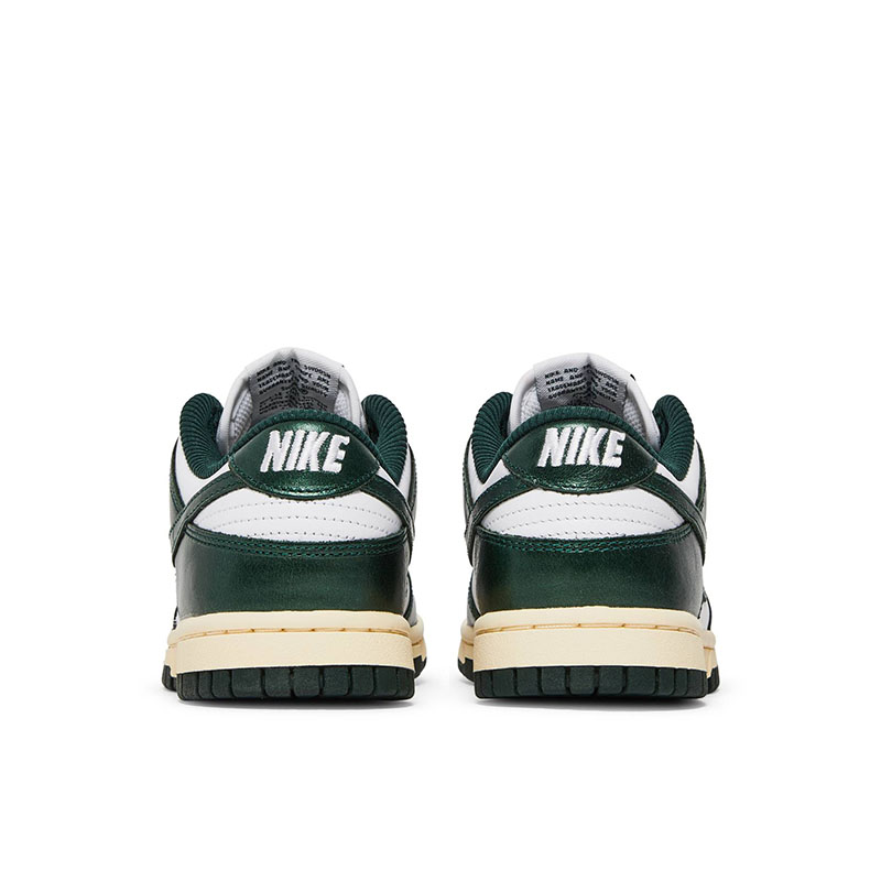 DUNK LOW 