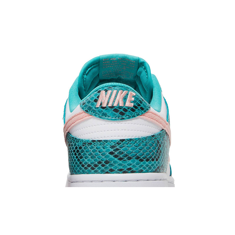 DUNK LOW 