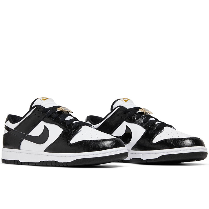 Dunk Low SE 