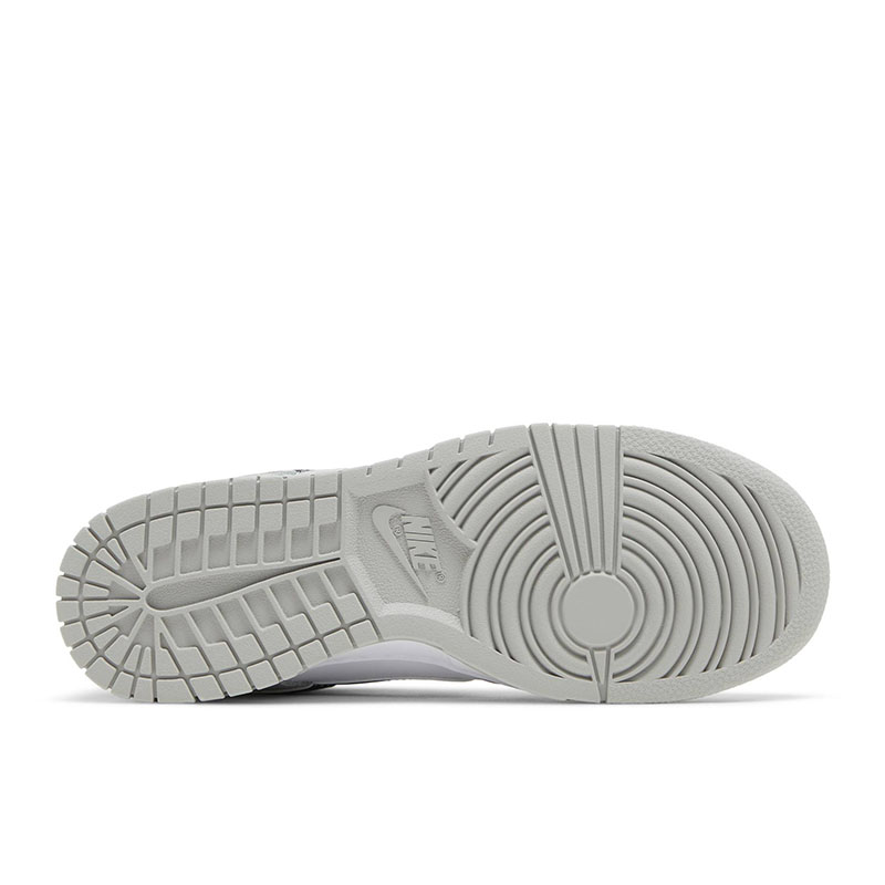 DUNK LOW SE