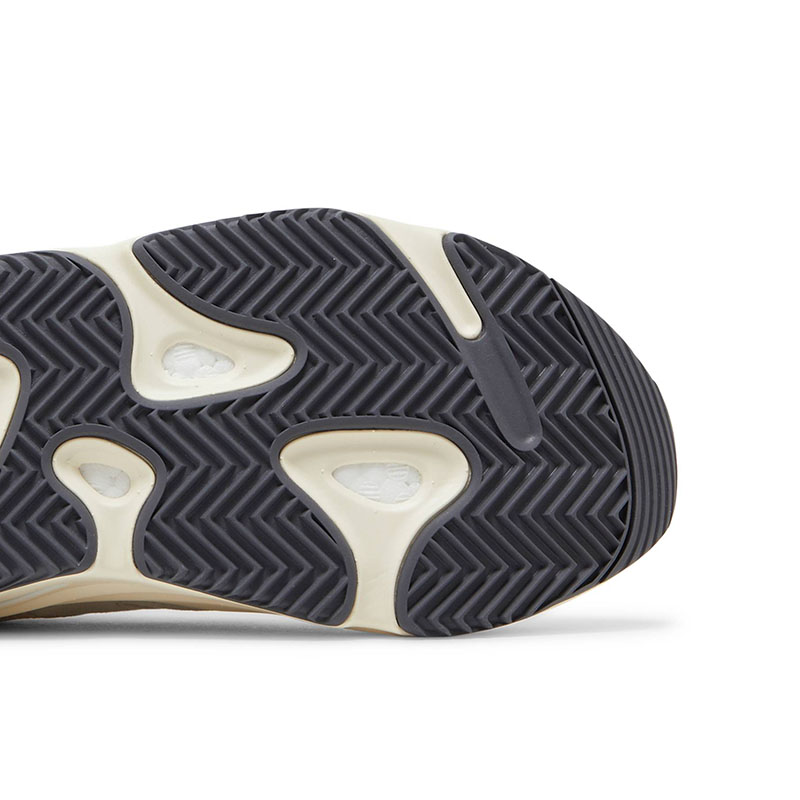 YEEZY BOOST 700 "ANALOG"