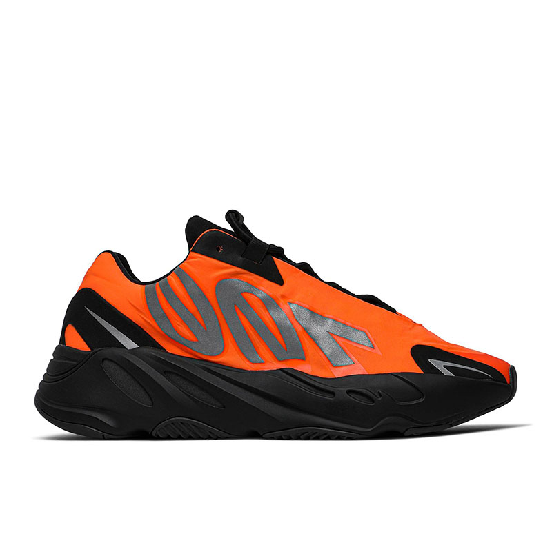 YEEZY BOOST 700 MNVN 