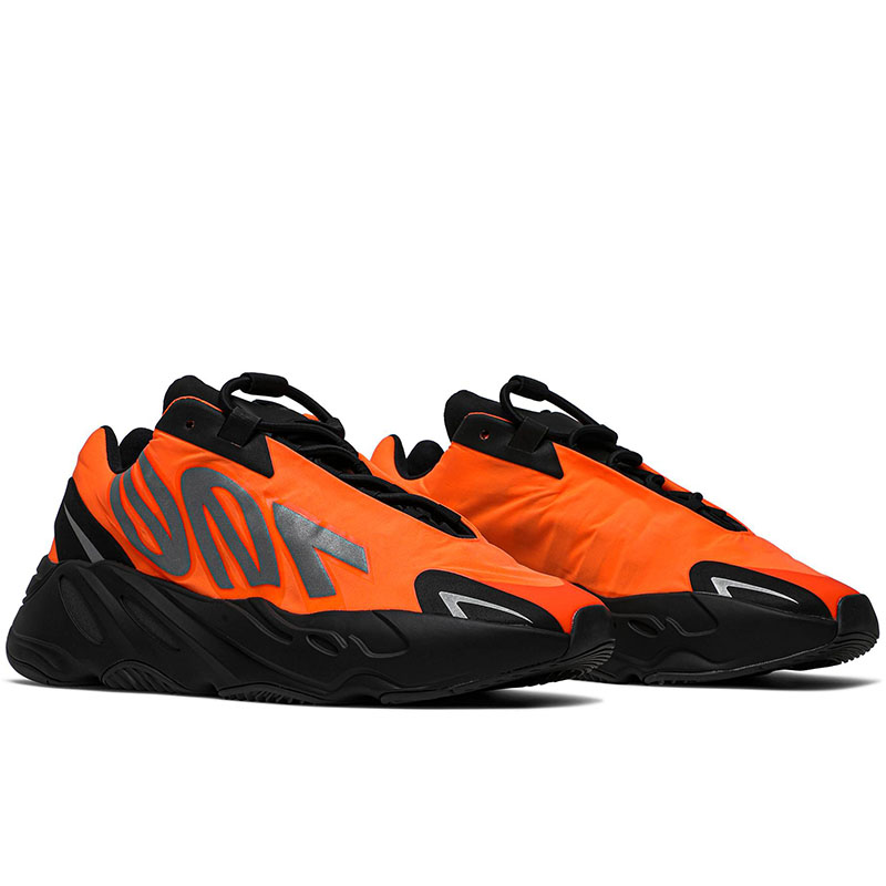 YEEZY BOOST 700 MNVN 