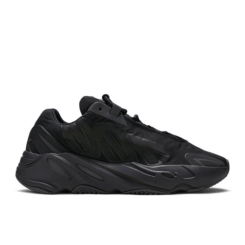 YEEZY BOOST 700 MNVN 
