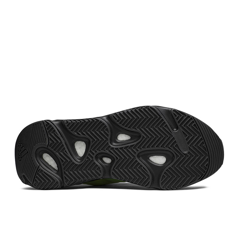 YEEZY BOOST 700 MNVN 