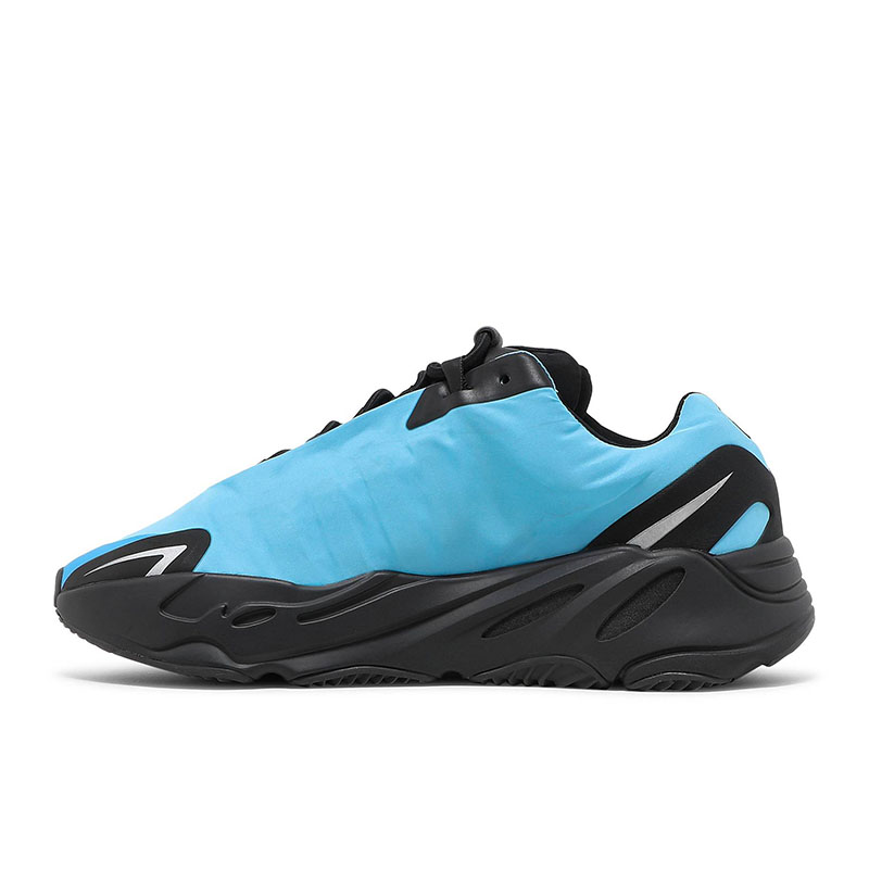 YEEZY BOOST 700 MNVN 