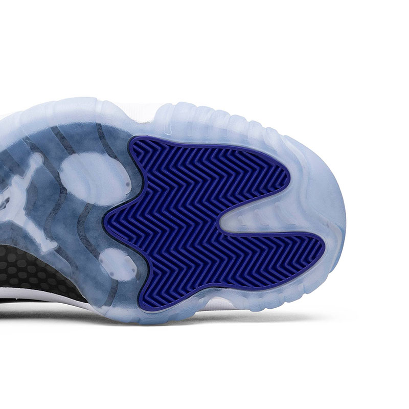 AIR JORDAN 11 RETRO "CONCORD "