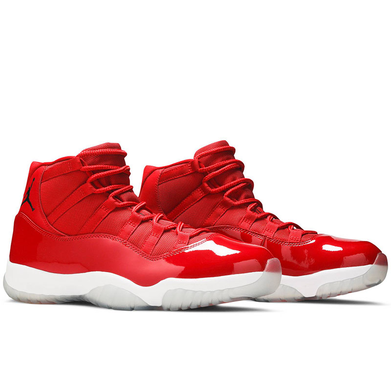 AIR JORDAN 11 RETRO 