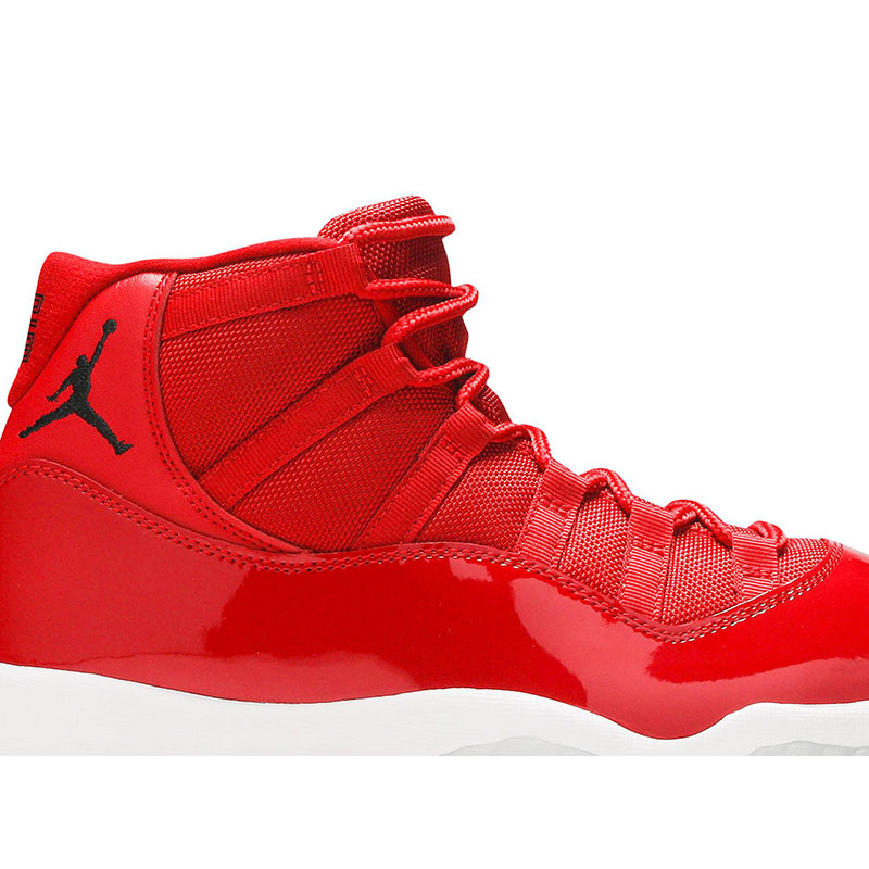 AIR JORDAN 11 RETRO 