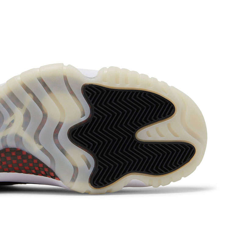 AIR JORDAN 11 RETRO LOW 