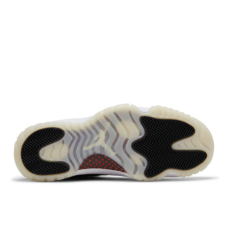 AIR JORDAN 11 RETRO LOW 