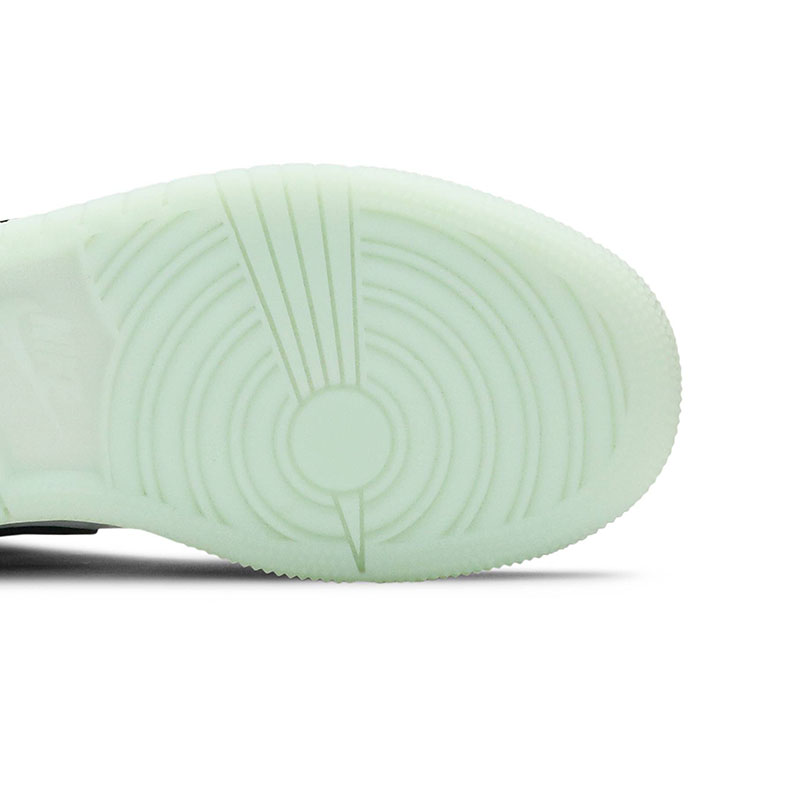 AIR JORDAN 1 MID SE GS 'GLOW IN THE DARK PANDA'