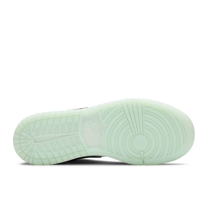 AIR JORDAN 1 MID SE GS 'GLOW IN THE DARK PANDA'