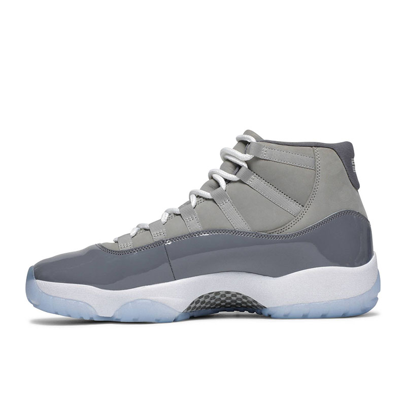 AIR JORDAN 11 RETRO 