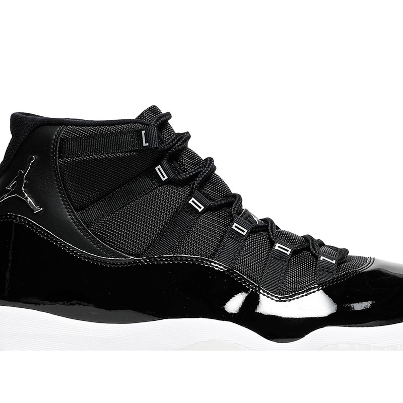 AIR JORDAN 11 RETRO 
