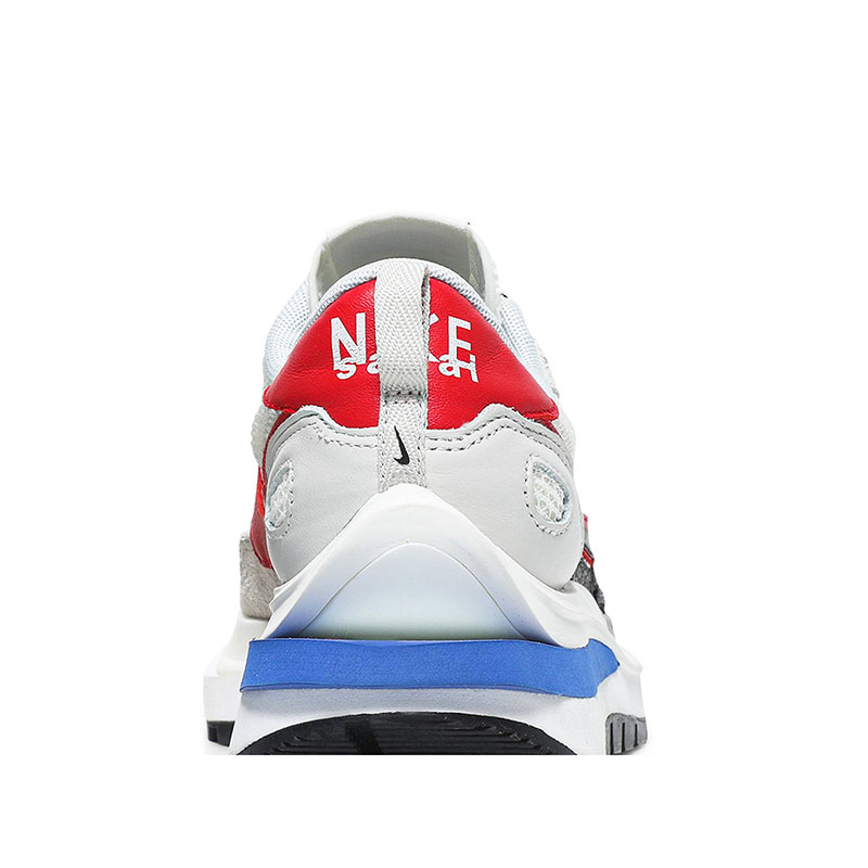 SACAI X VAPORWAFFLE 