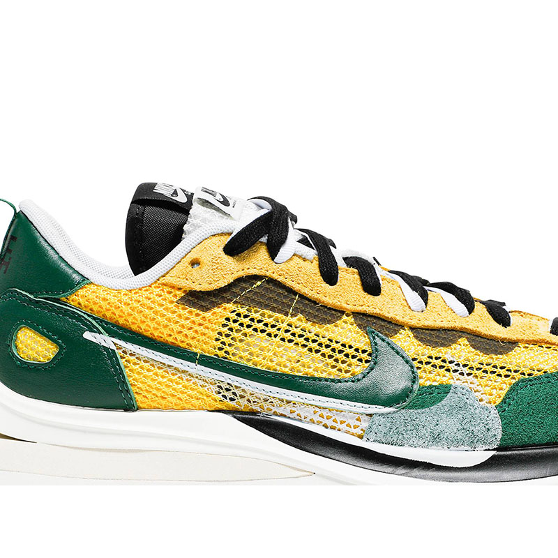 SACAI X VAPORWAFFLE 