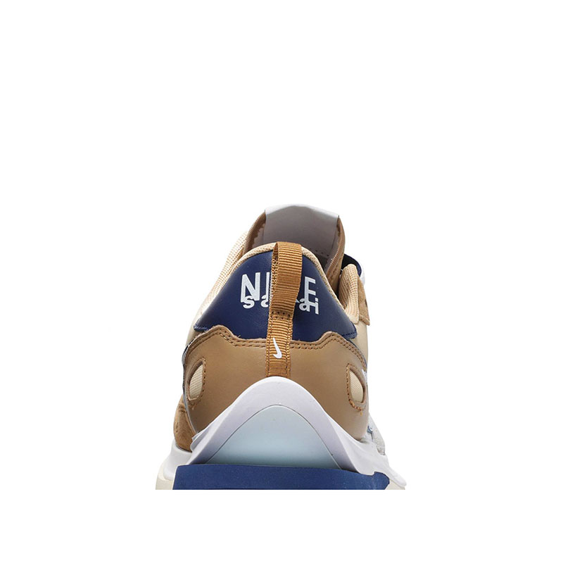SACAI X VAPORWAFFLE 