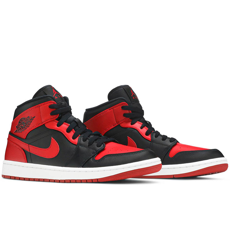 AIR JORDAN 1 MID 