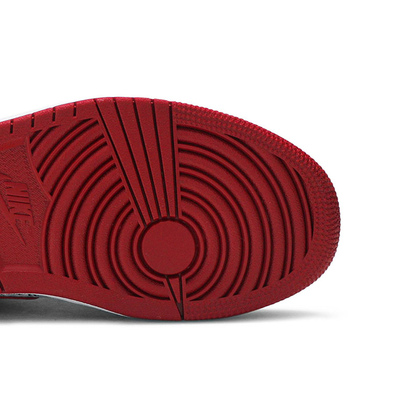 AIR JORDAN 1 MID SE  