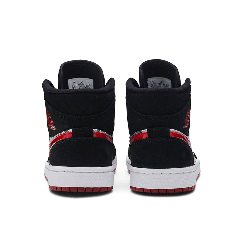 AIR JORDAN 1 MID SE  