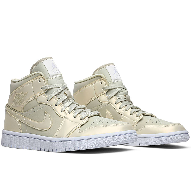 AIR JORDAN 1 MID 