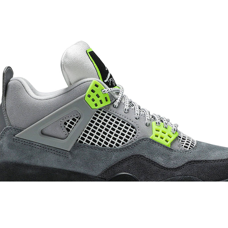 AIR JORDAN 4 RETRO SE 