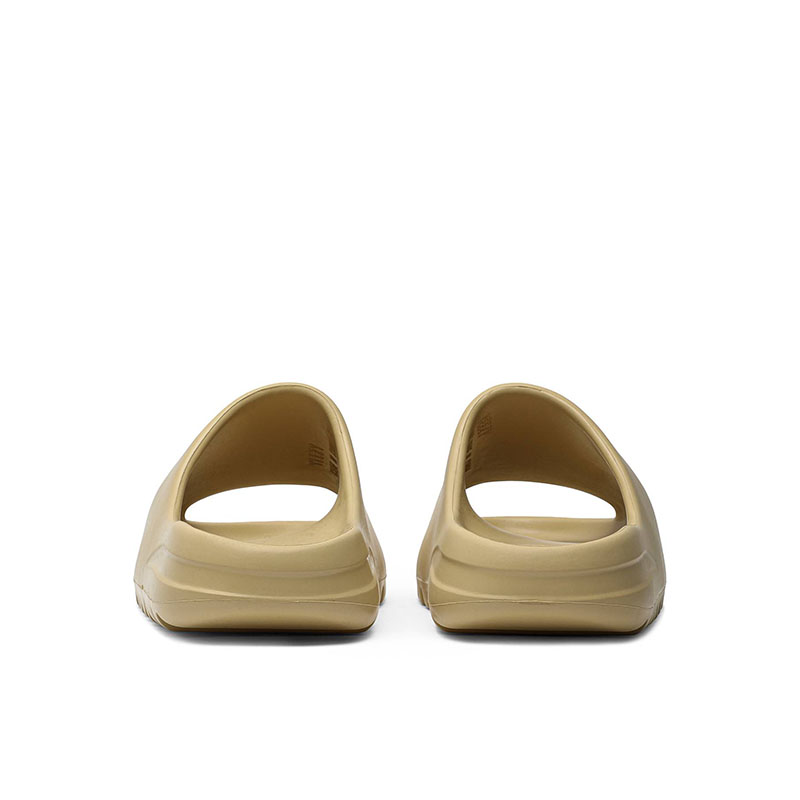 YEEZY SLIDES