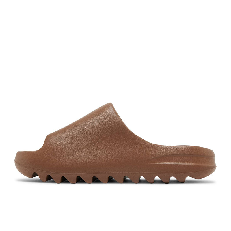 YEEZY SLIDES