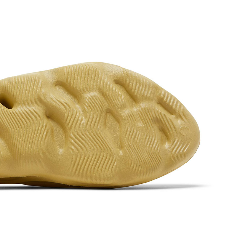 YEEZY FOAM RUNNER ''SULFUR''