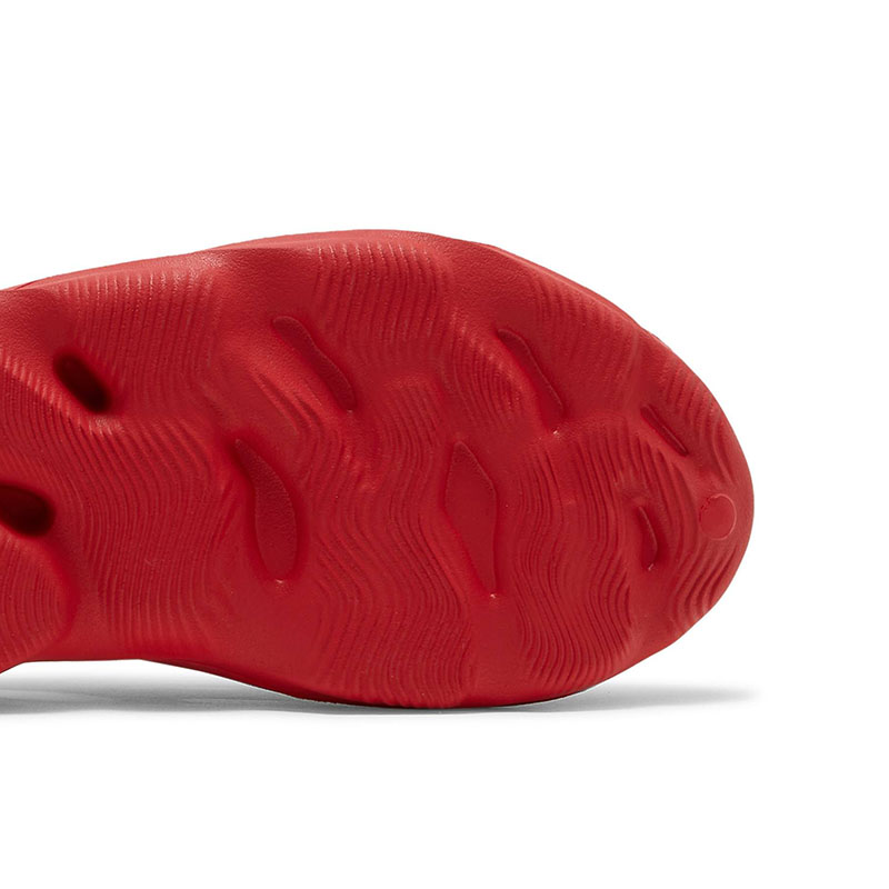 YEEZY FOAM RUNNER 