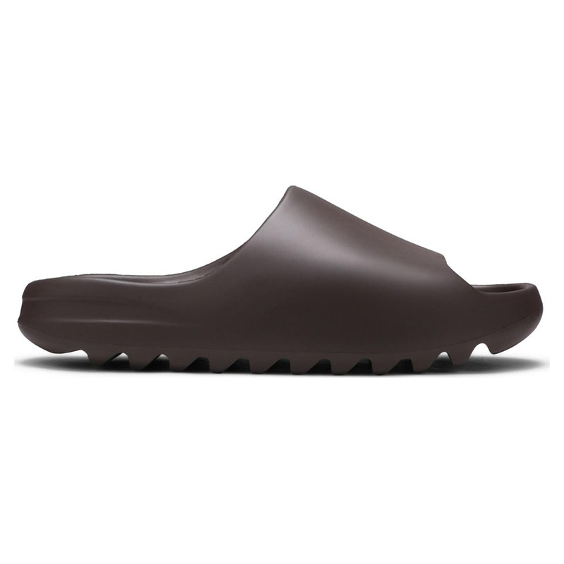 YEEZY SLIDES